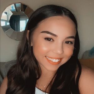 Meet your Posher, Mandy